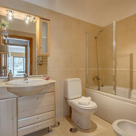 2-bed Vialonga Vista Lisboa
